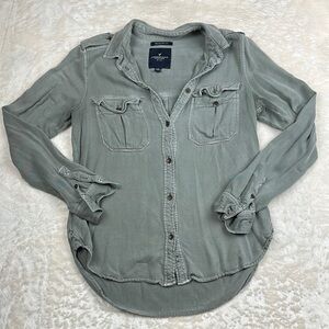 American Eagle Outfitters Gray Classic Button Down Shirt Boyfriend Fit
